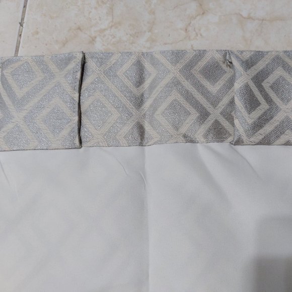 Decorative Window Valance 1 Piece Beautiful Design Color - Picture 8 of 12